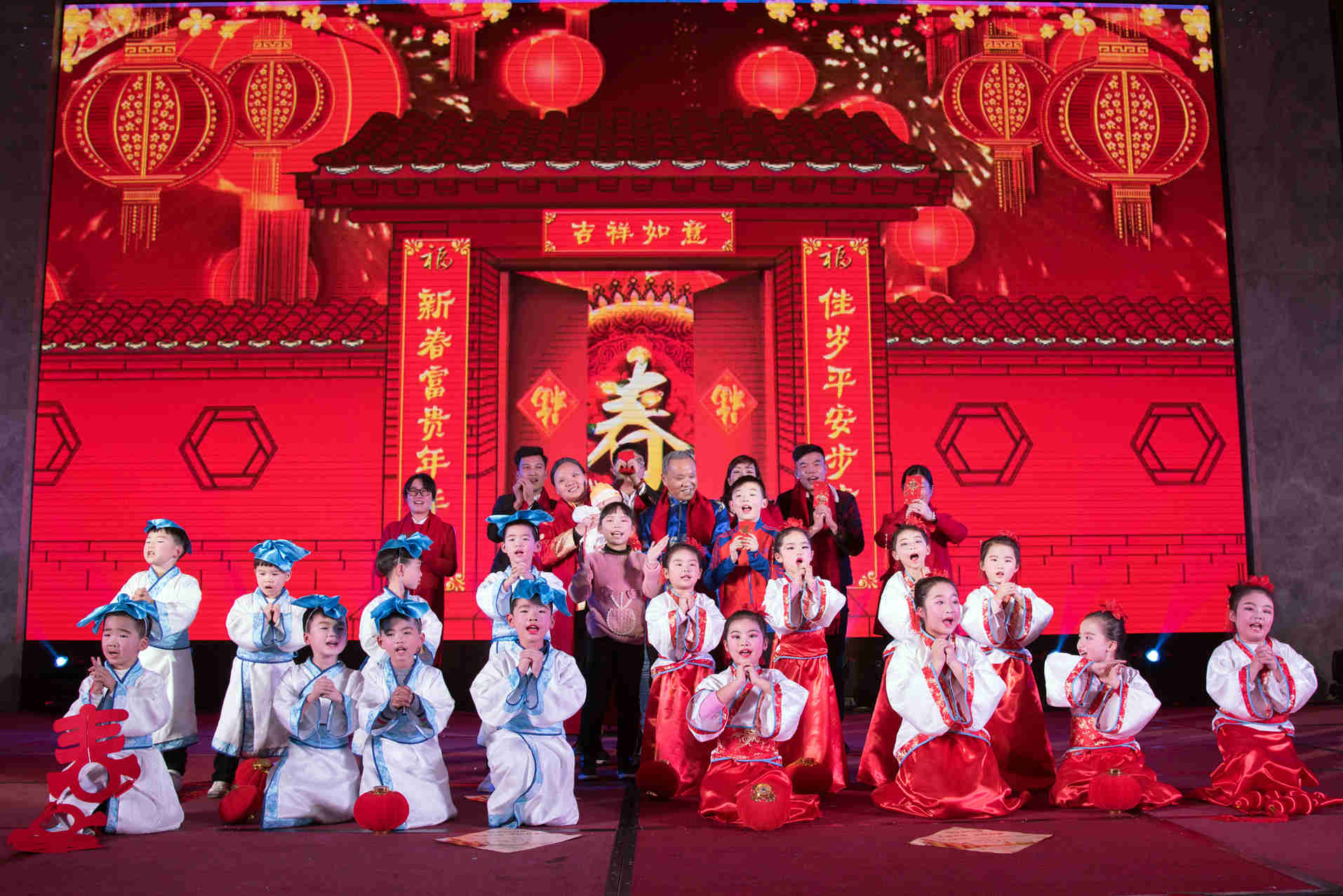 一等奖歌舞情景剧《中华孝道》——建设公司_副本.jpg 一等奖歌舞情景剧《中华孝道》——建设公司_副本.jpg